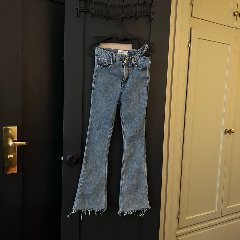 Women's Blue Frayed Hem Jeans